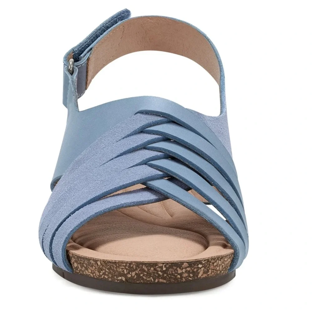Hartie Round Toe Stacked wedge Heel Dress Sandals blue suede size 8.5 NWOT